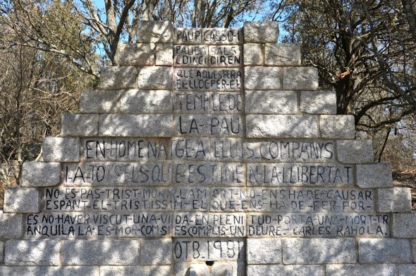 La Retirada Monument